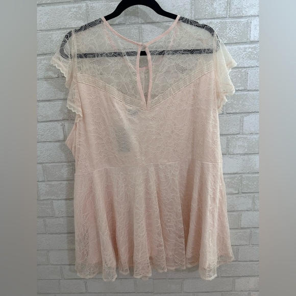 Torrid Pink Lace Blouse Top peplum short sleeve size 4X 26 #1870 - Picture 2 of 6